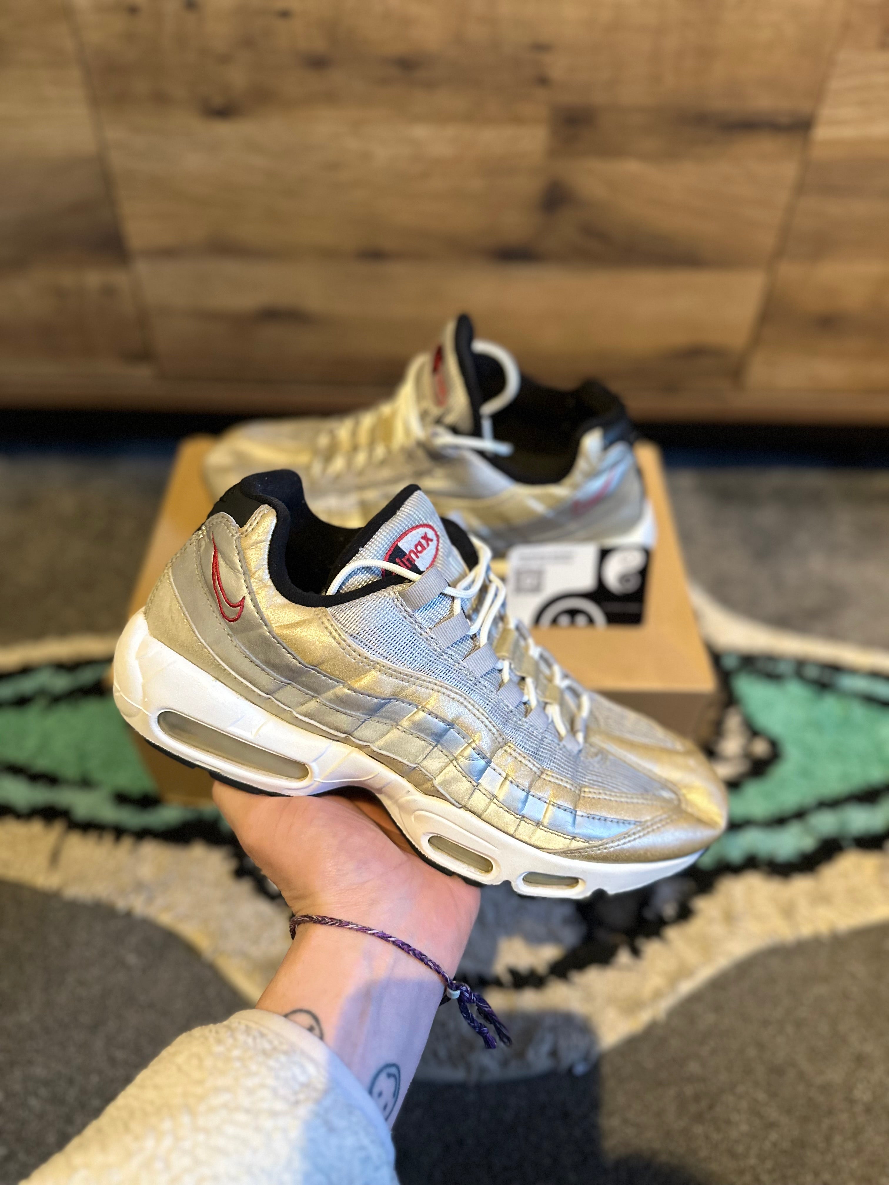 Nike Air max 95 “Silver Bullet” U.K. 8
