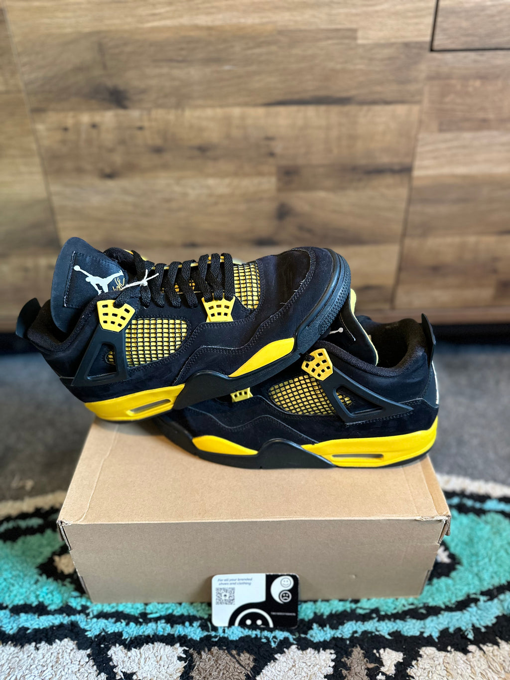 Air Jordan 4 “Yellow Thunders” U.K. 9.5