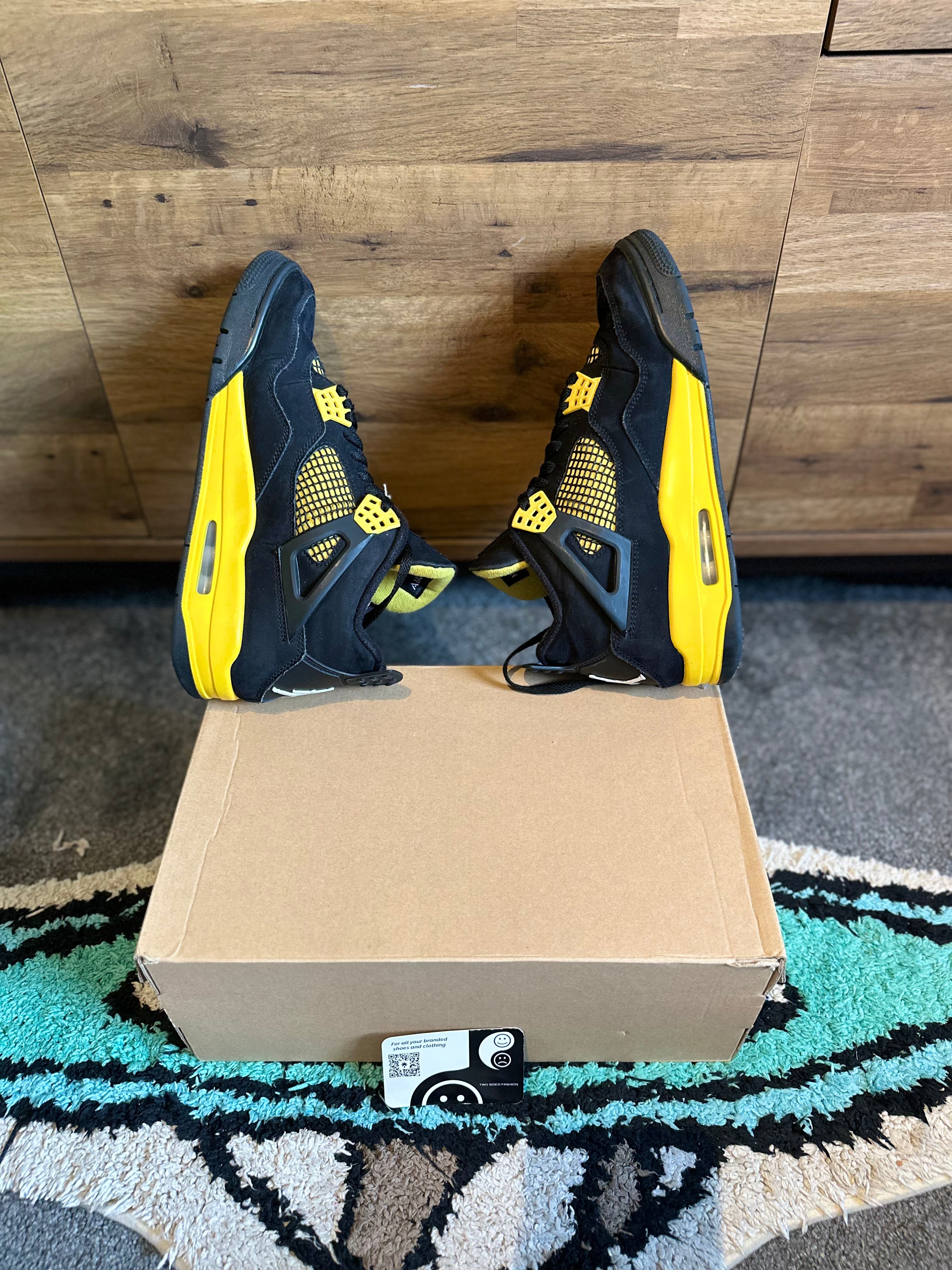Air Jordan 4 “Yellow Thunders” U.K. 9.5