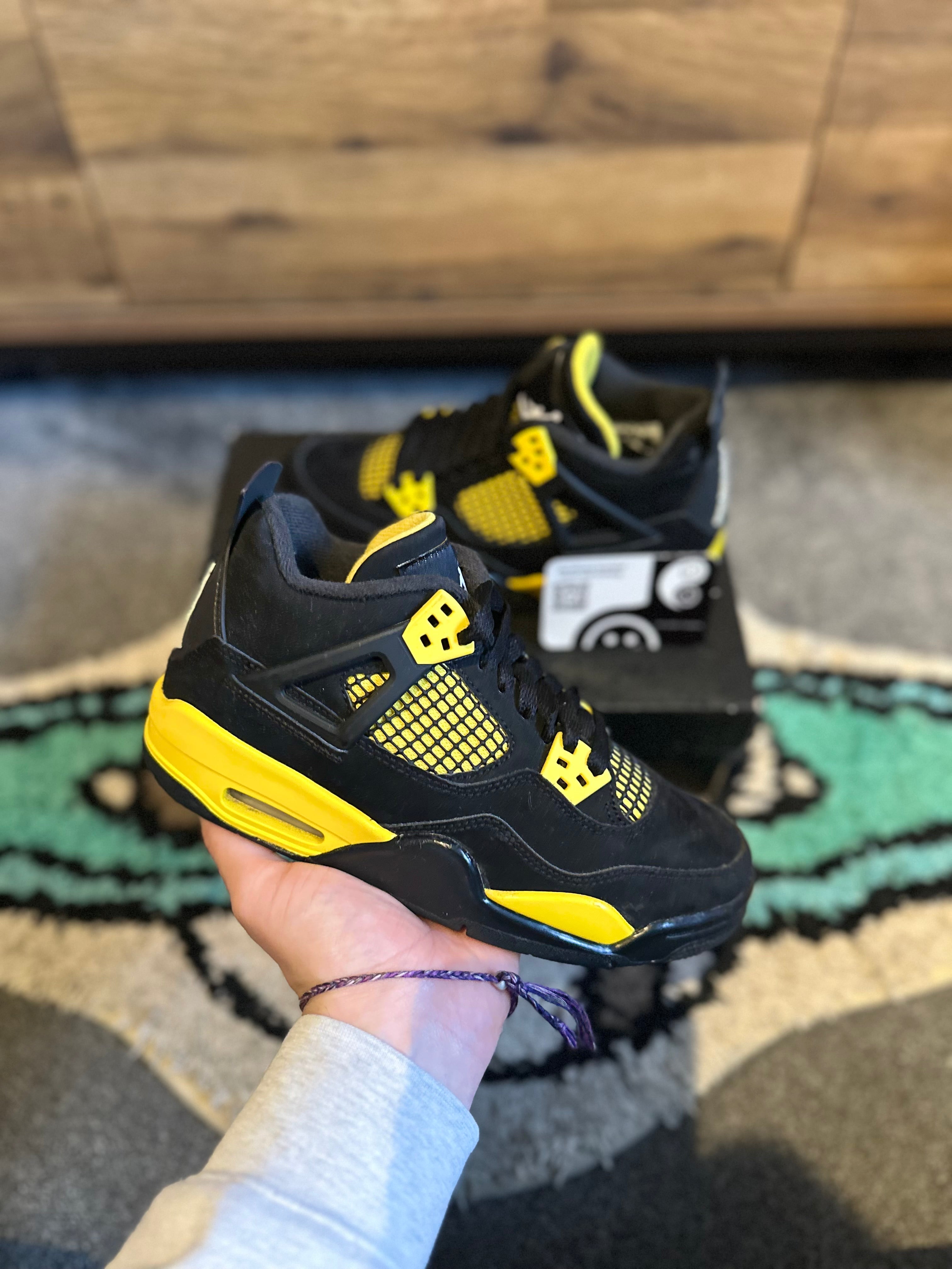 Nike Air Jordan 4 “Yellow Thunders ” U.K. 4GS