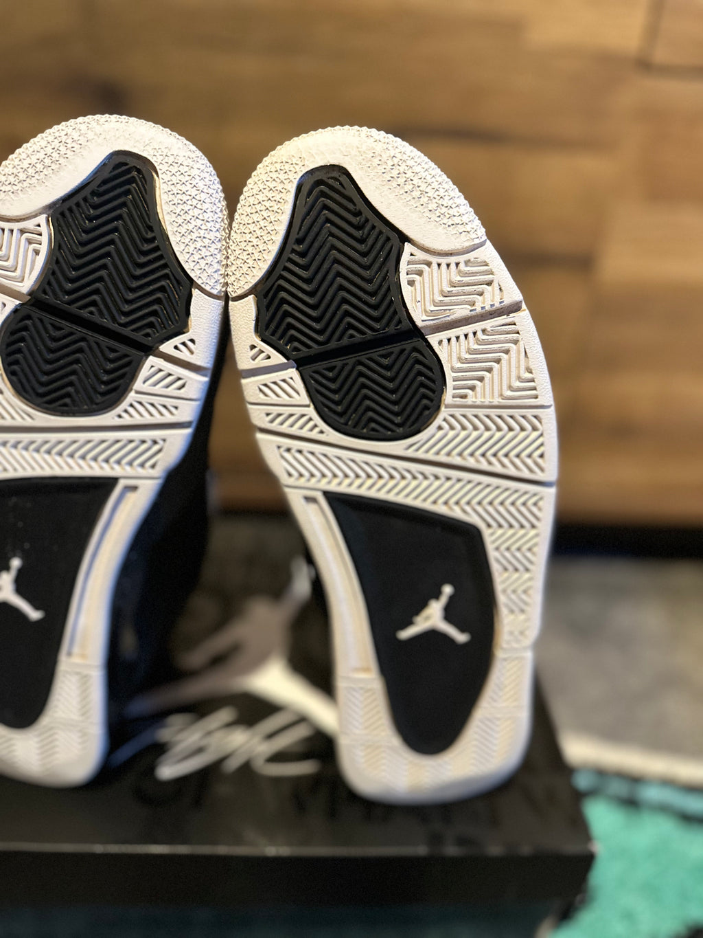 Nike Air Jordan 4 “Fear ” U.K. 10