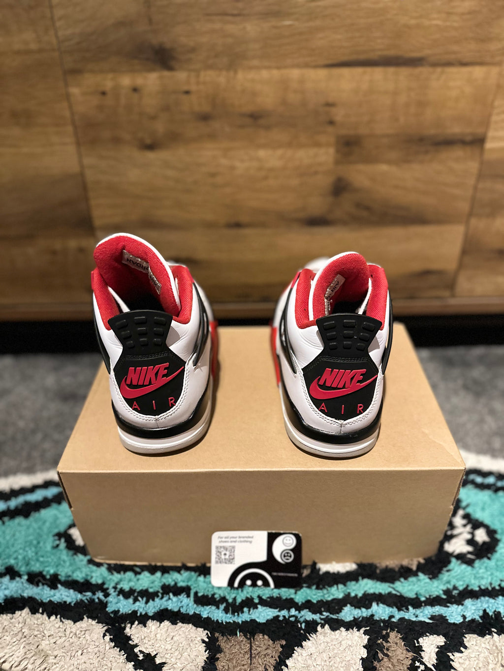 Nike Air Jordan 4 “Fire Red ” U.K. 8.5