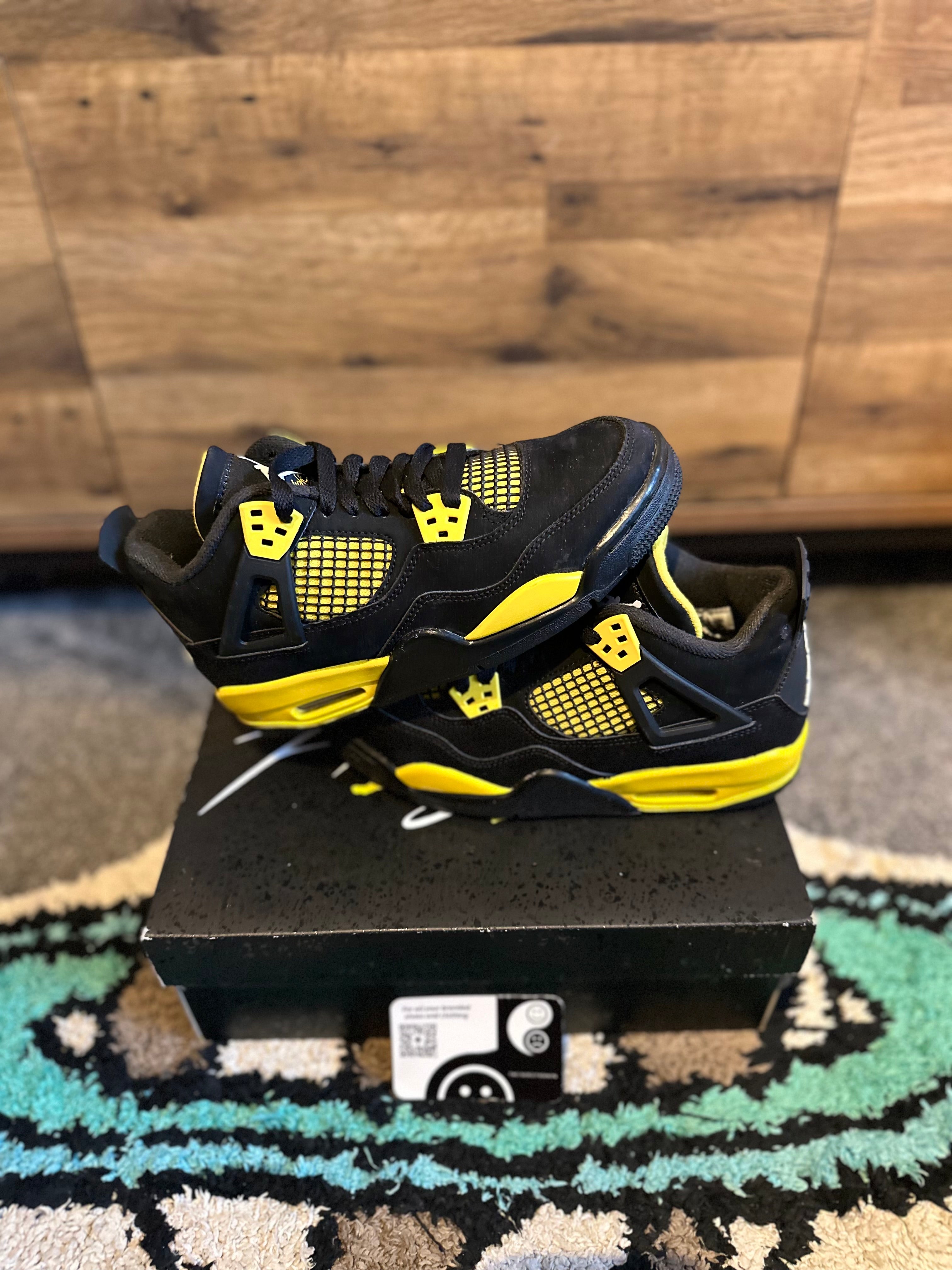 Nike Air Jordan 4 “Yellow Thunders ” U.K. 4GS