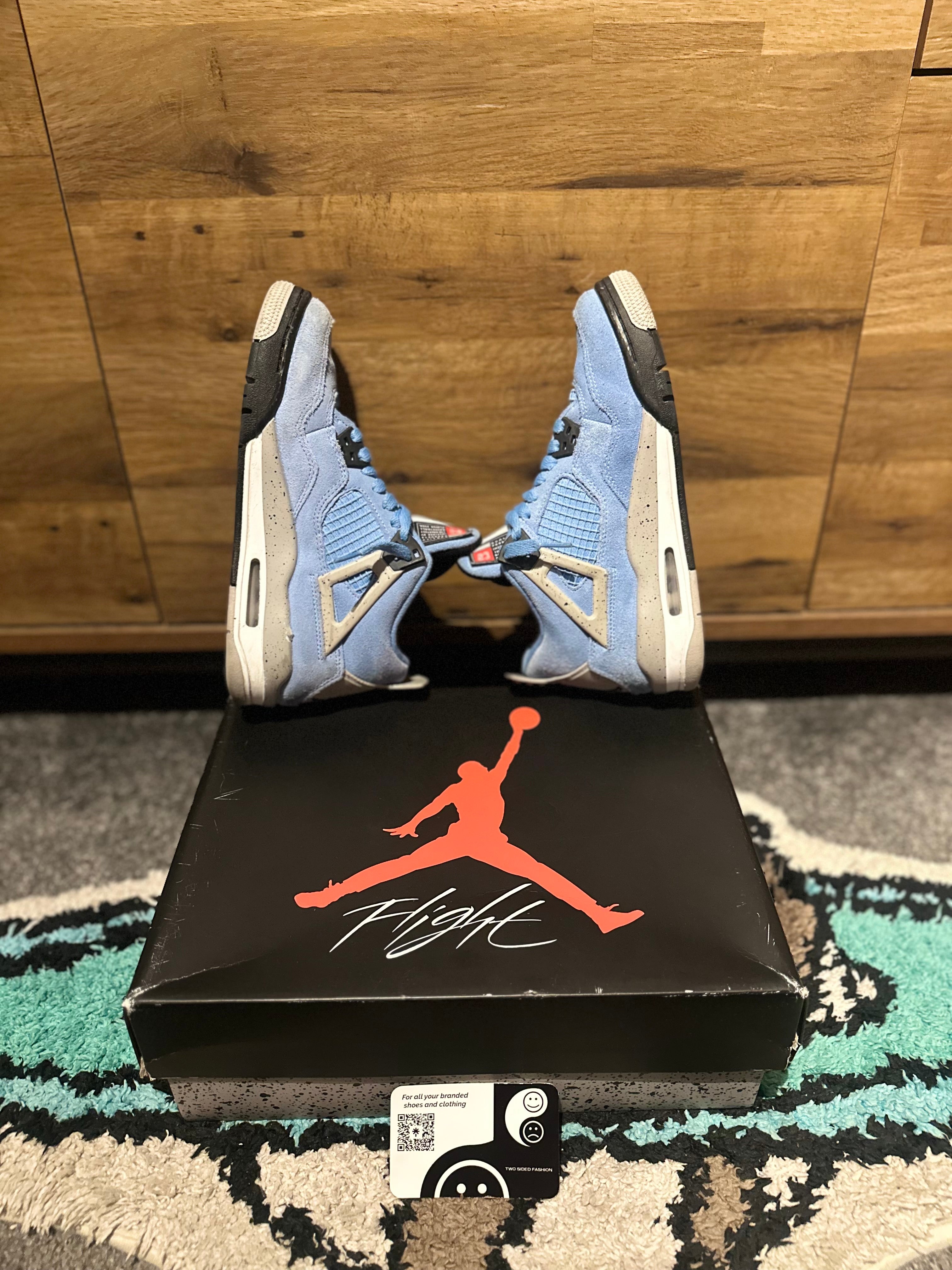 Nike Air Jordan 4 “university blue ” U.K. 5 GS