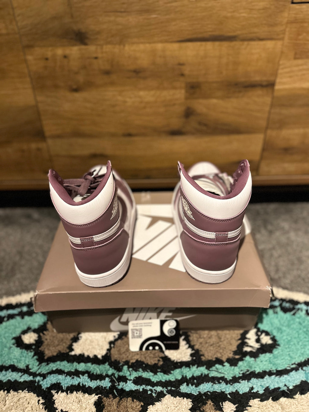 Jordan 1 Retro High “Mauve” U.K. 10