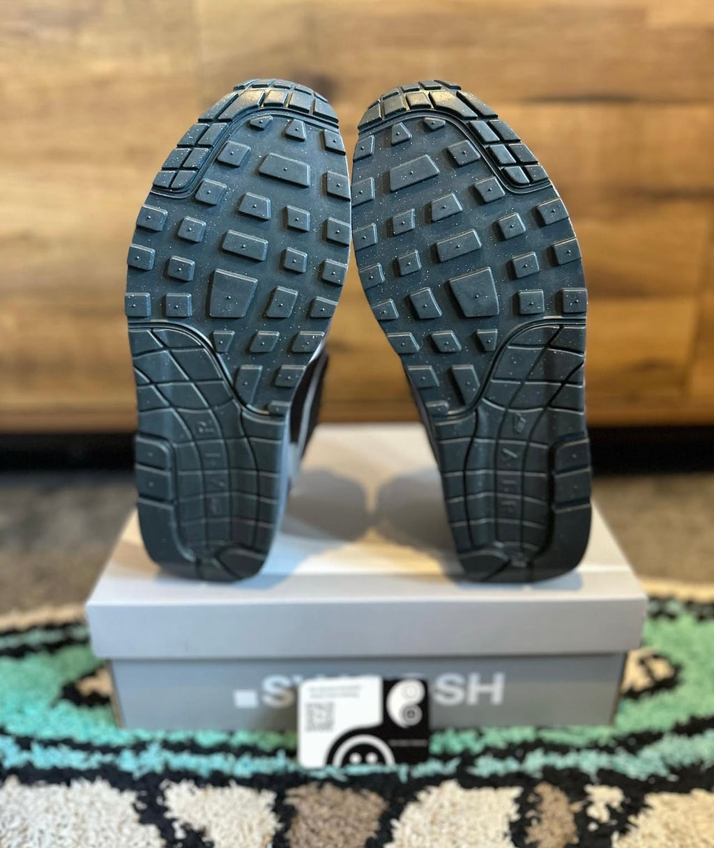 Nike air max 1 “SWOOSH Low Poly Big Head Mode ”U.K. 9