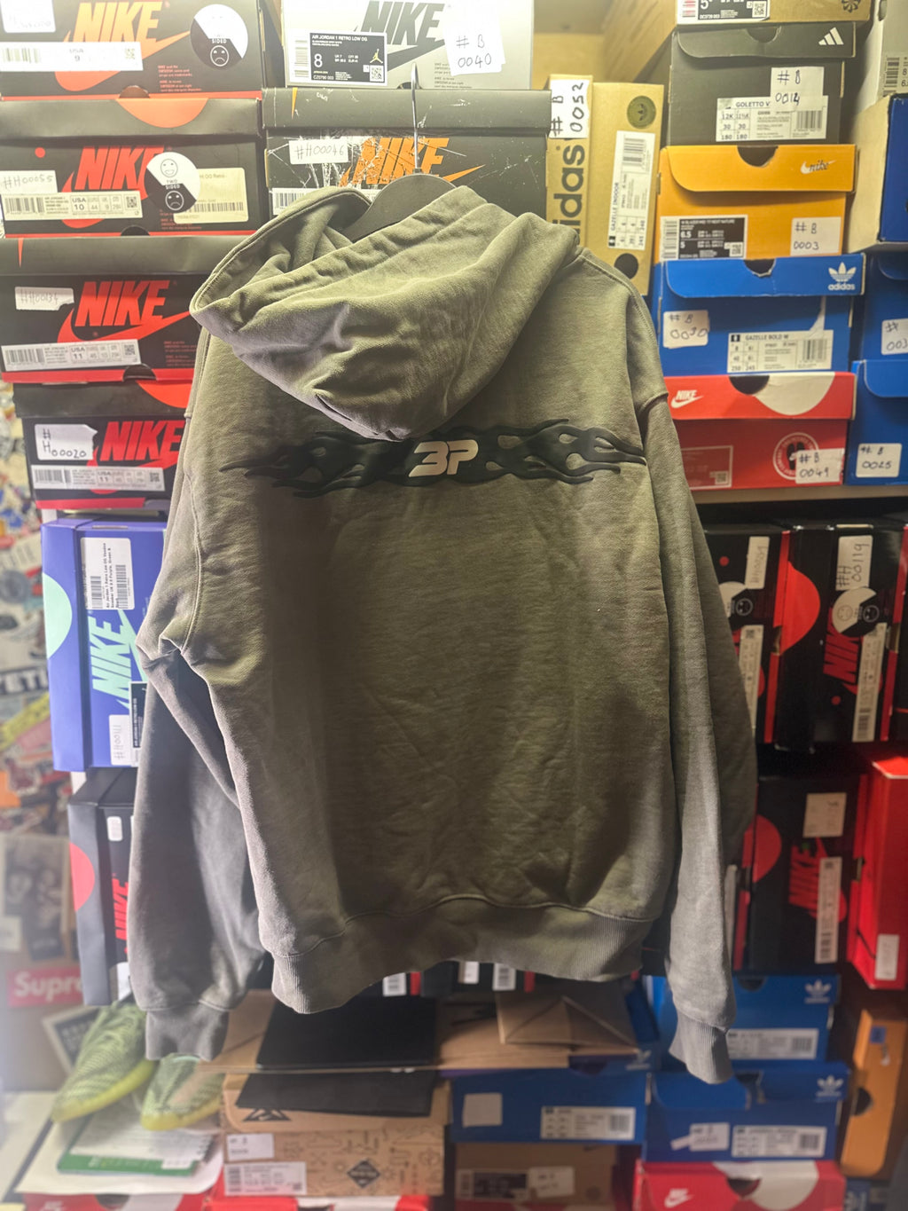 Broken Planet Hoodie “Chaos” Size Medium