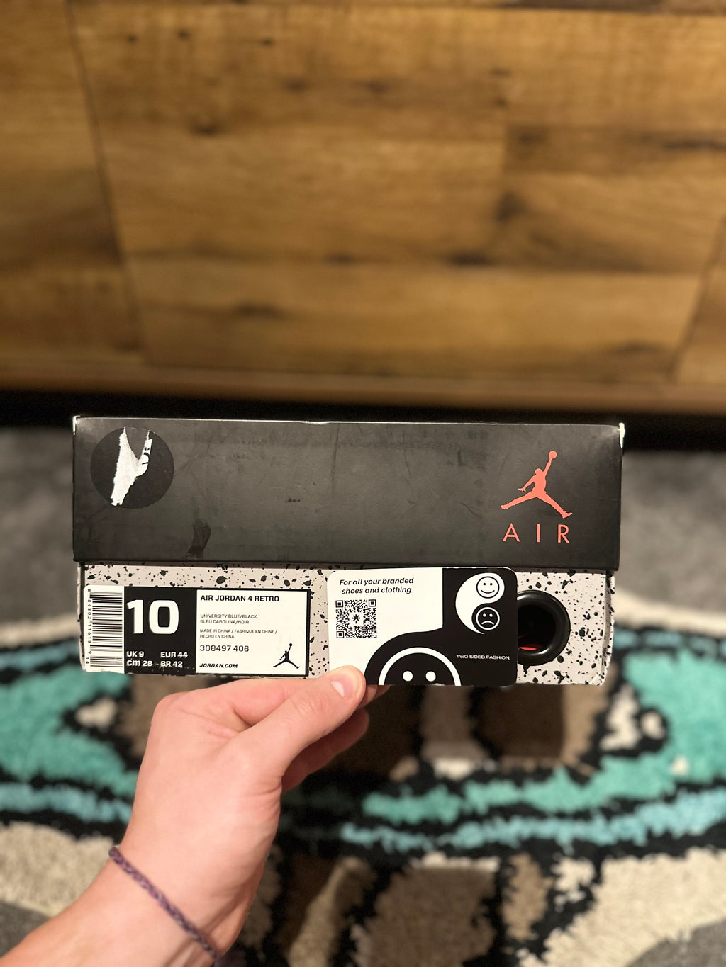 Nike Air Jordan 4 retro “ Travis scott cactus jack” U.K. 9