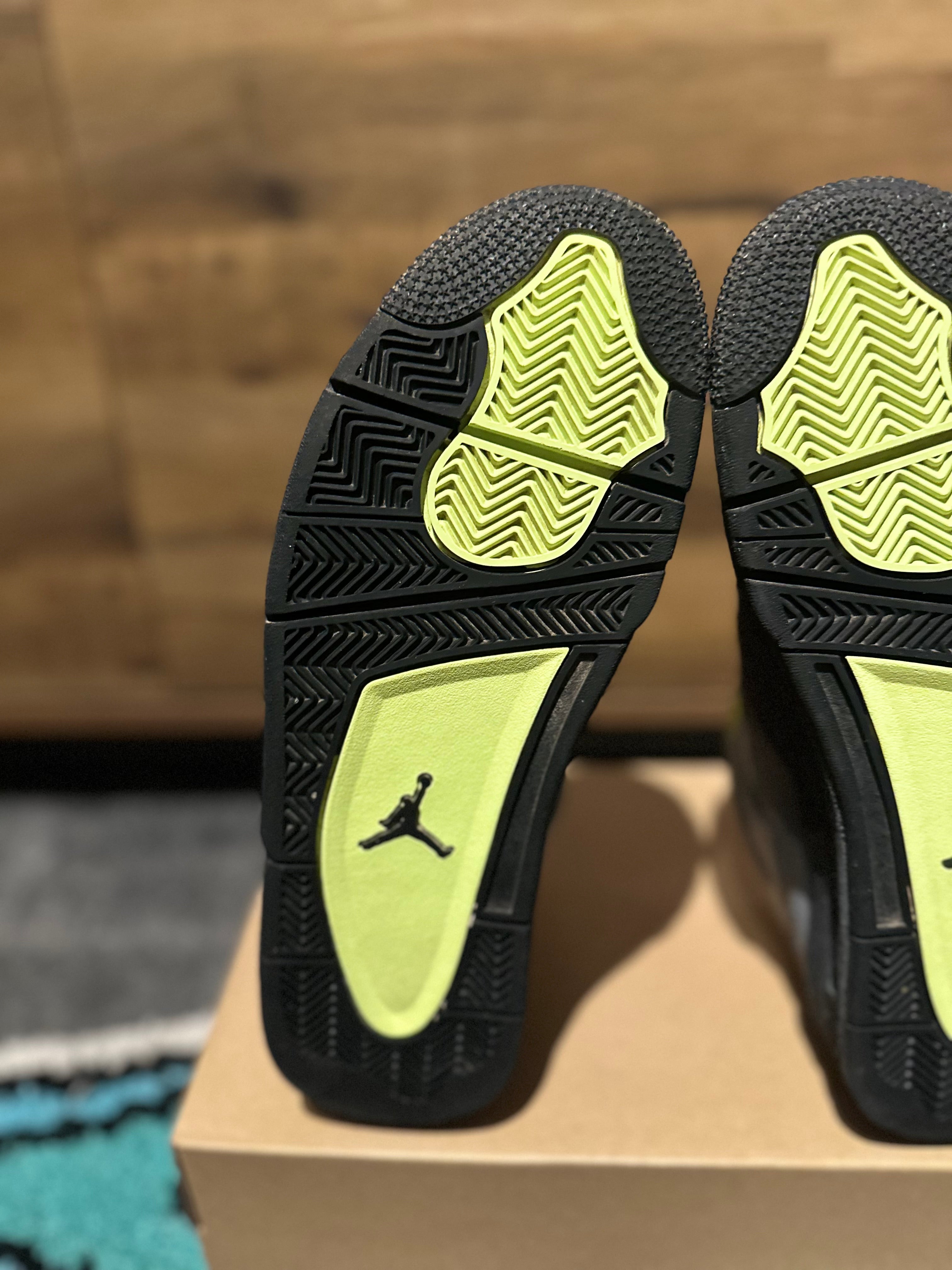 Nike Air Jordan 4 “SE 95 Neon” U.K. 9