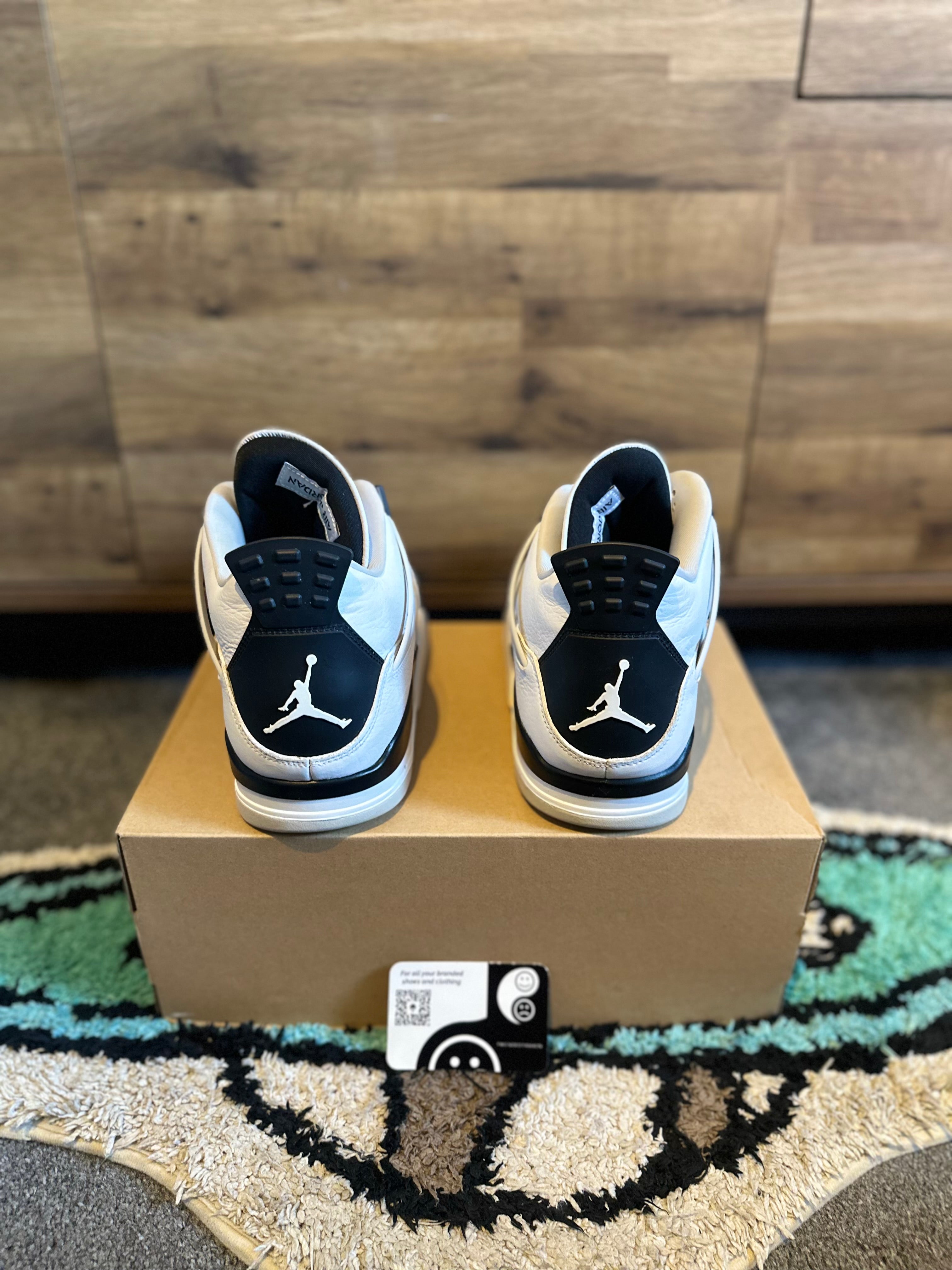 Nike Air Jordan 4 “Military Blacks” U.K. 12