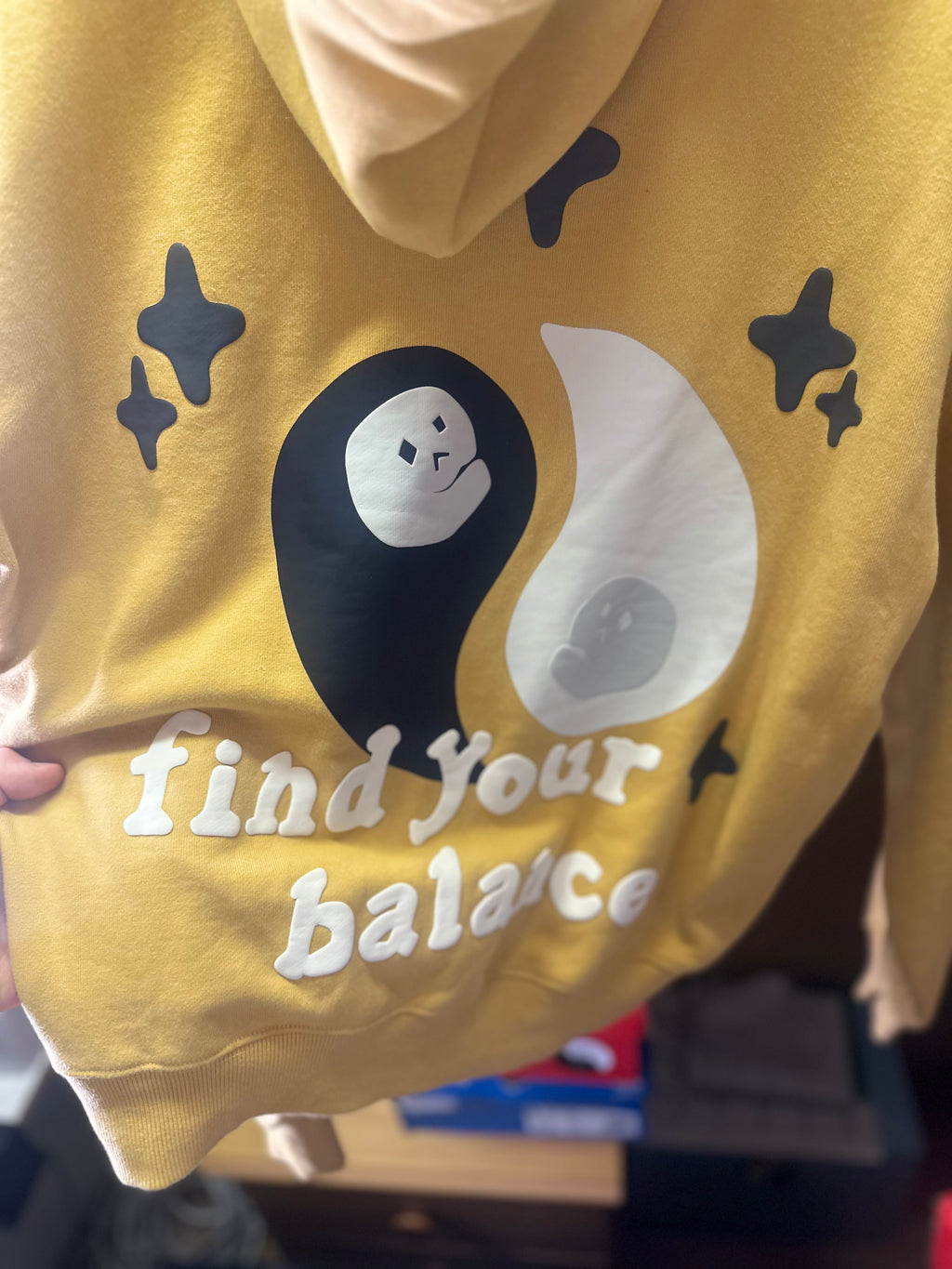 Broken Planet hoodie “So Much Chaos” Size small