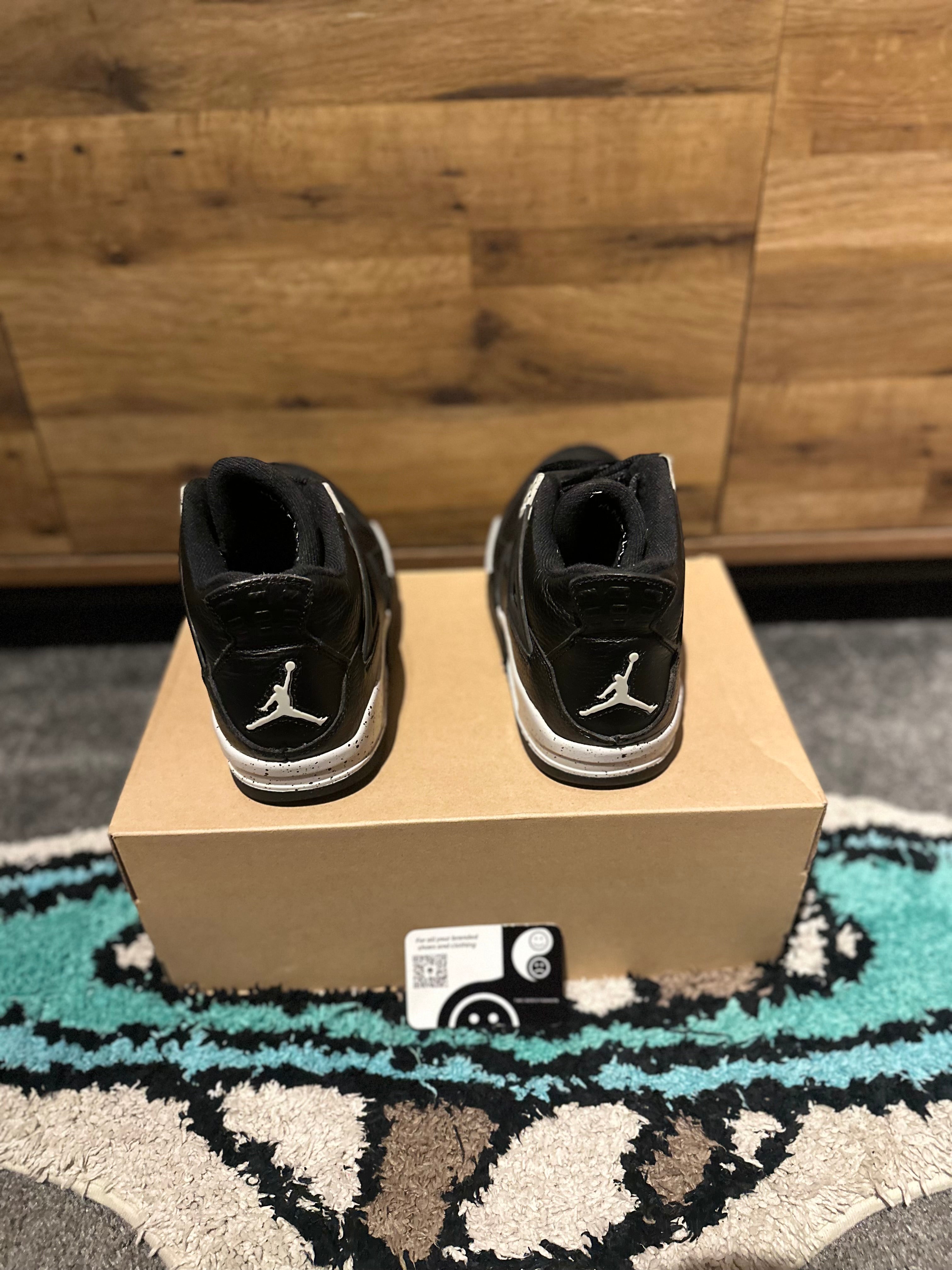 Nike Air Jordan 4 “Oreo ” U.K. 7.5