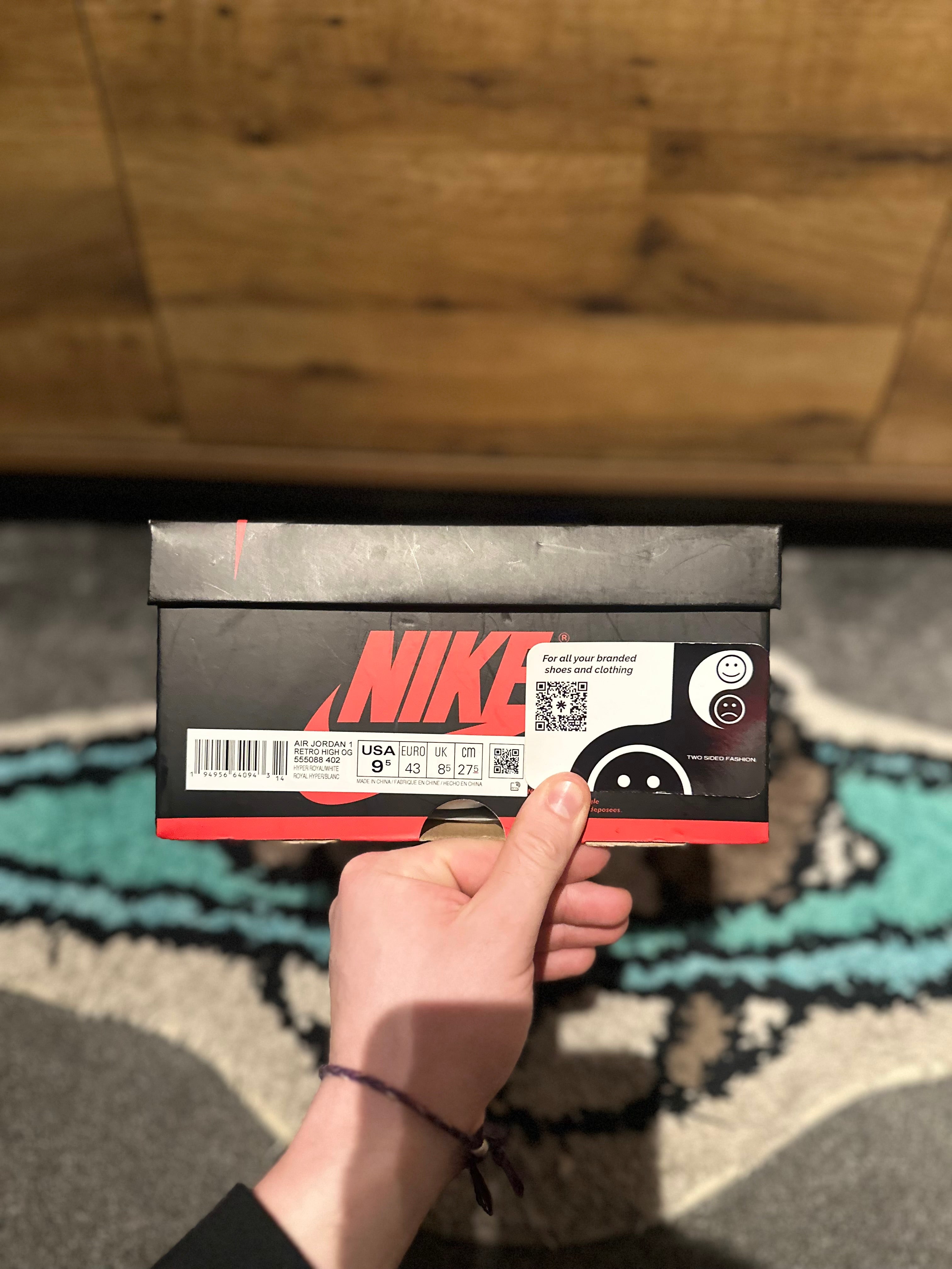 Nike Air Jordan 1 “Hyper Royal Smoke Grey” U.K. 8.5
