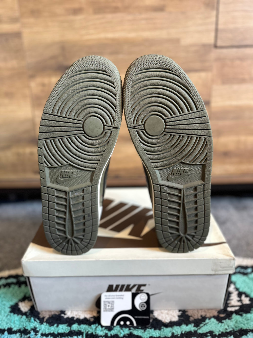 Nike Air Jordan 1 Travis Scott “Medium Olive” U.K. 11
