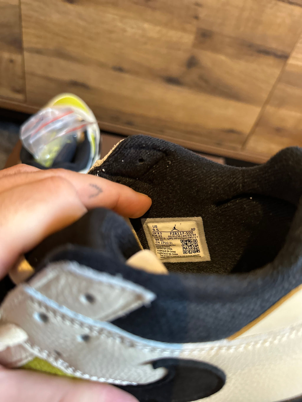 Nike Jordan Jump-man Jack TR “Travis Scott Bright Cactus MULTIPLE SIZES AVAILABLE