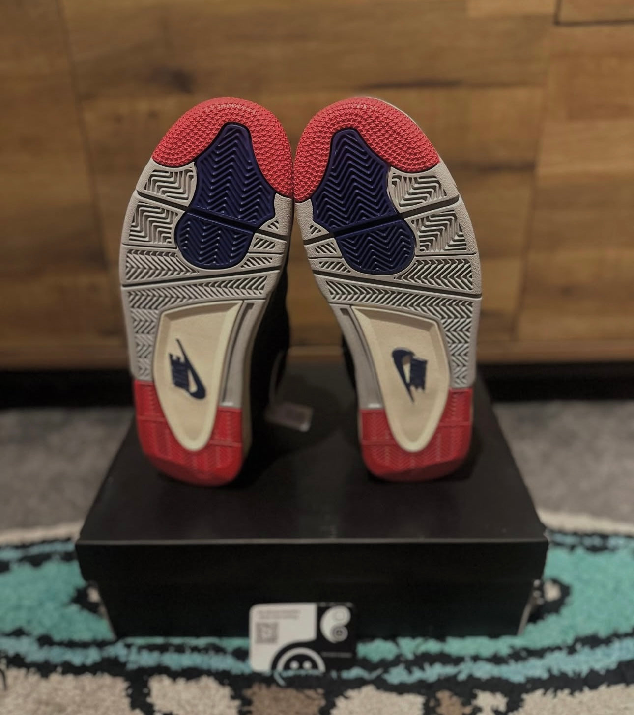 Nike Air Jordan 4 “ rare air ” U.K. 9.5