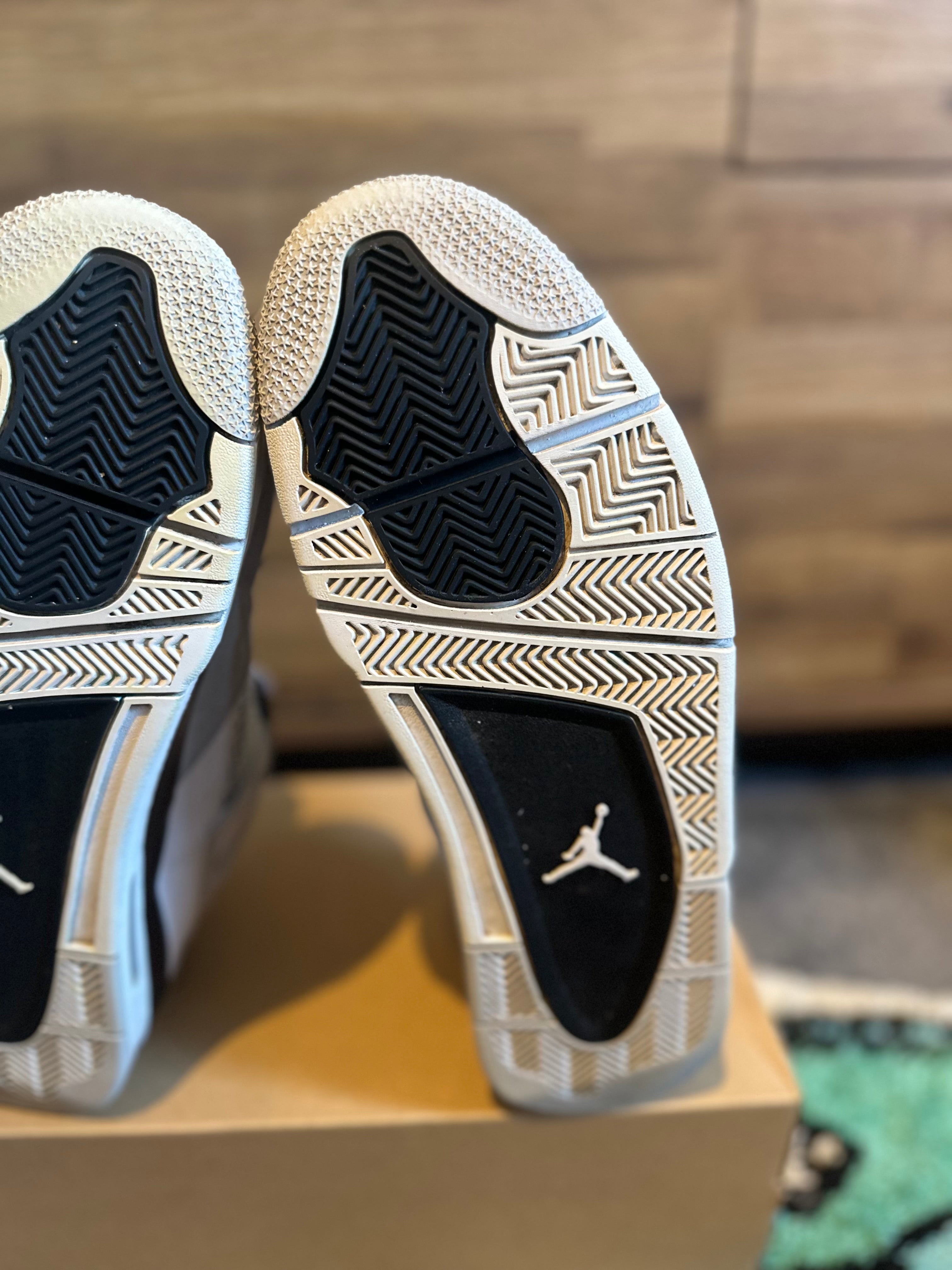 Nike Air Jordan 4 “Military Blacks” U.K. 12