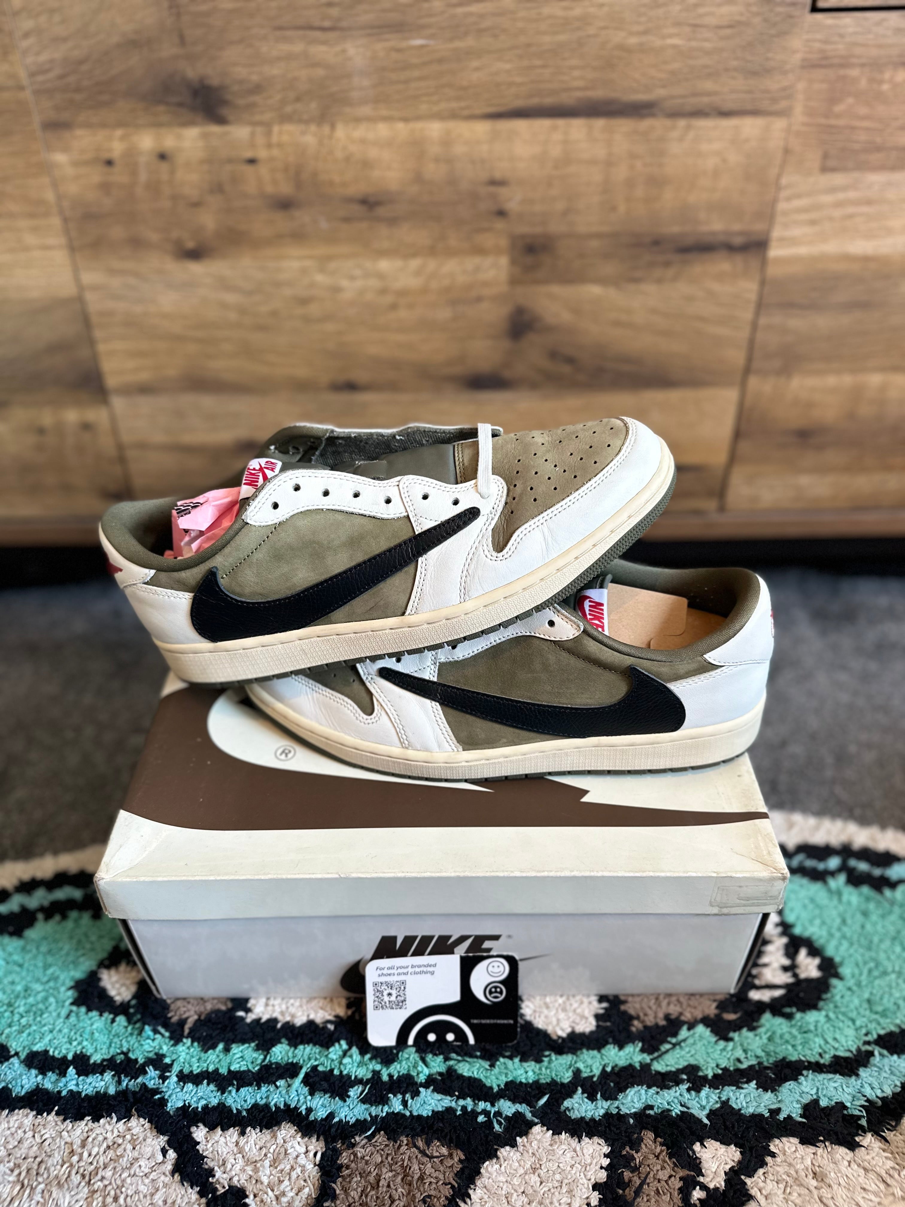 Nike Air Jordan 1 Travis Scott “Medium Olive” U.K. 11