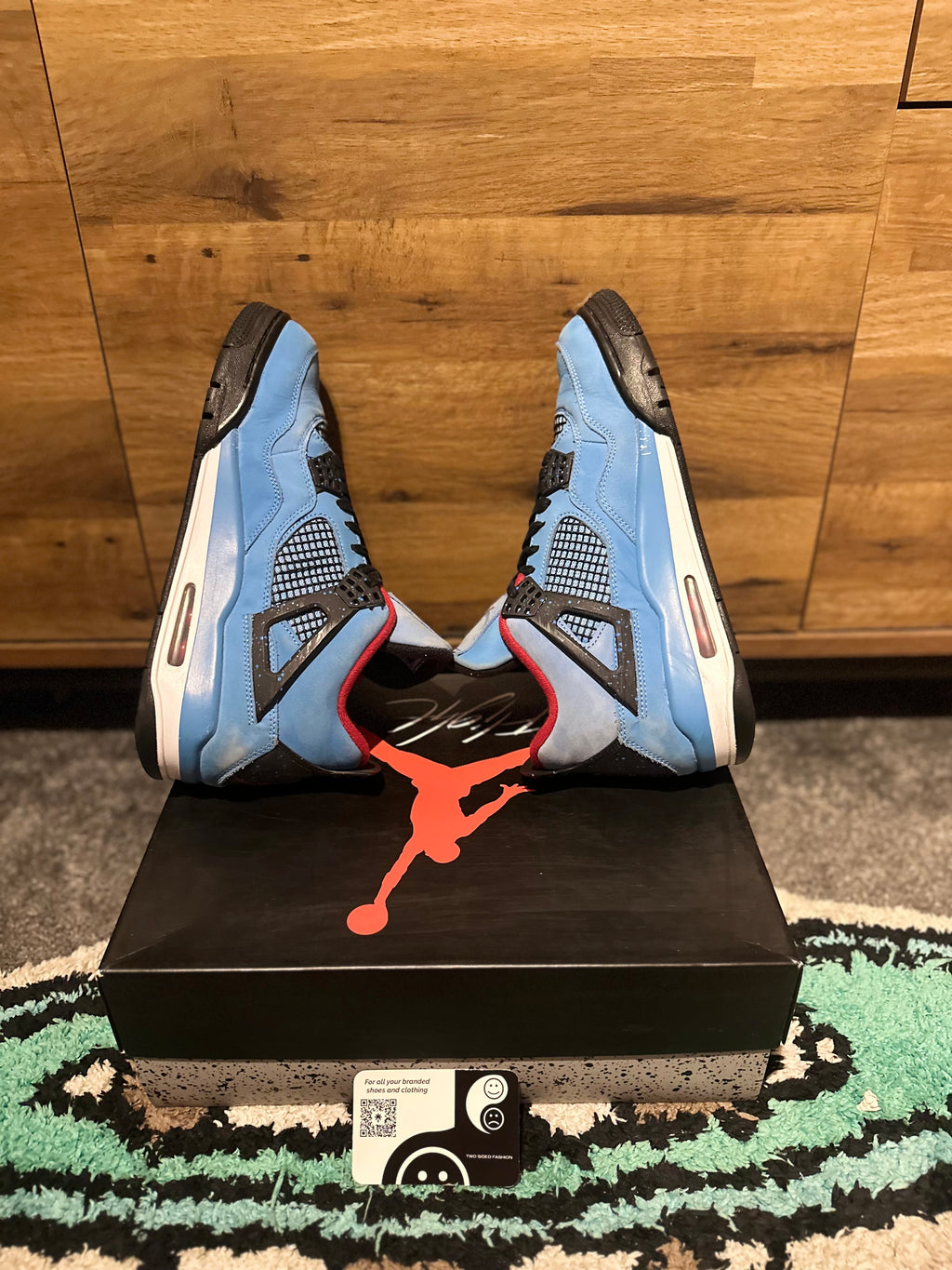 Nike Air Jordan 4 retro “ Travis scott cactus jack” U.K. 9